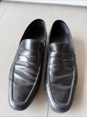 Classic Men's Black Leather Penny Loafers